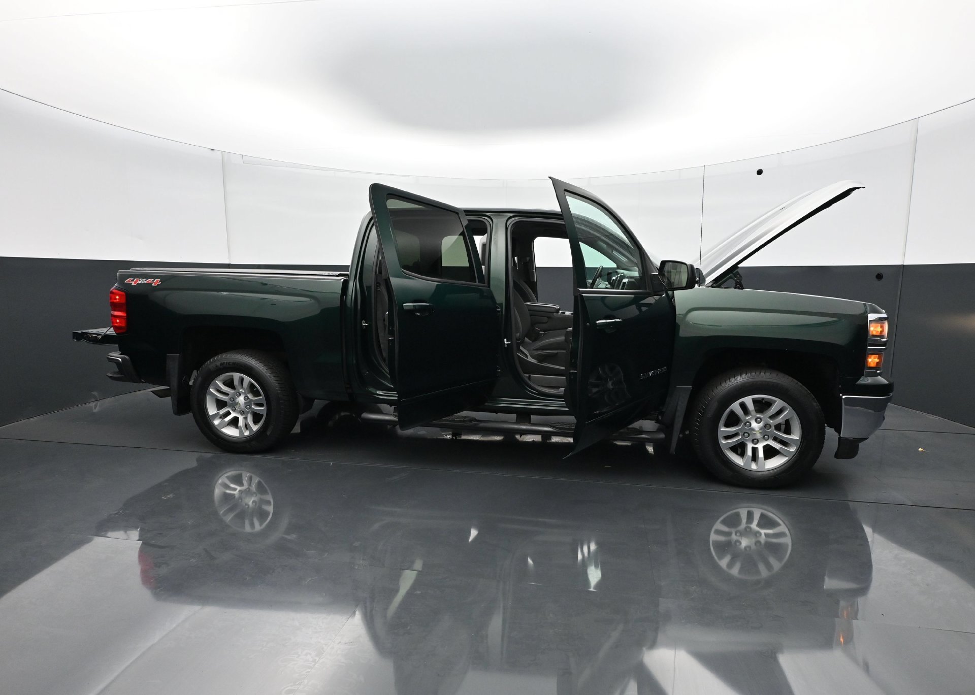 Used 2015 Chevrolet Silverado 1500 LT w/ All Star Edition AWD/4WD image 36