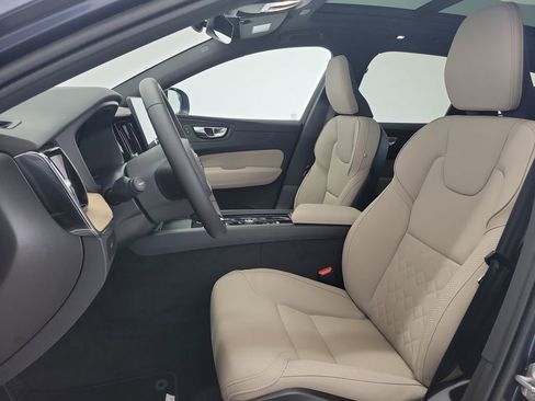 New 2026 Volvo XC60 B5 Core AWD/4WD image 18