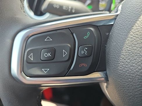 Certified 2025 Jeep Wrangler Unlimited Sahara AWD/4WD image 29