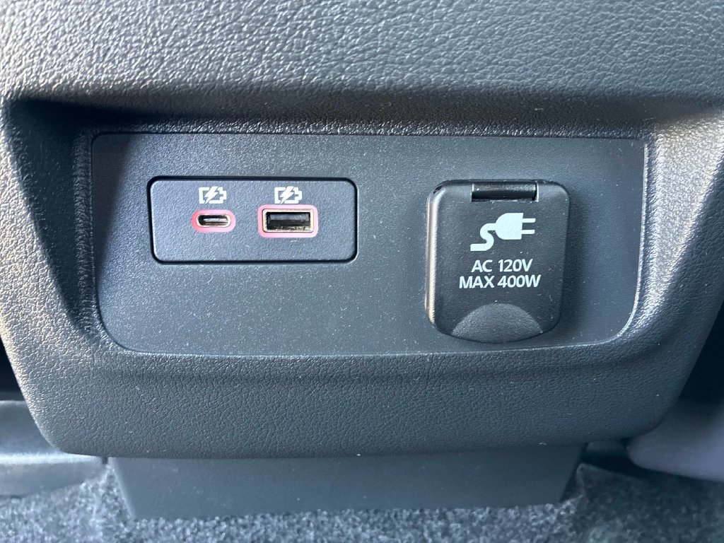 Certified 2023 Nissan Frontier PRO-4X w/ Pro Convenience Package AWD/4WD image 17