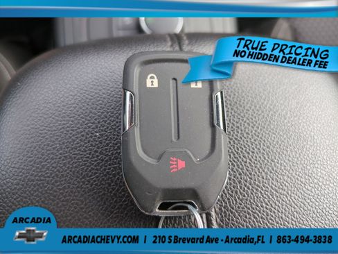 Used 2024 GMC Terrain SLE AWD/4WD image 27
