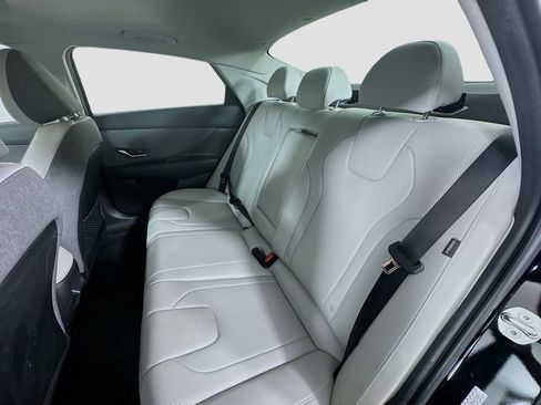 Certified 2024 Hyundai Elantra Limited FWD image 26