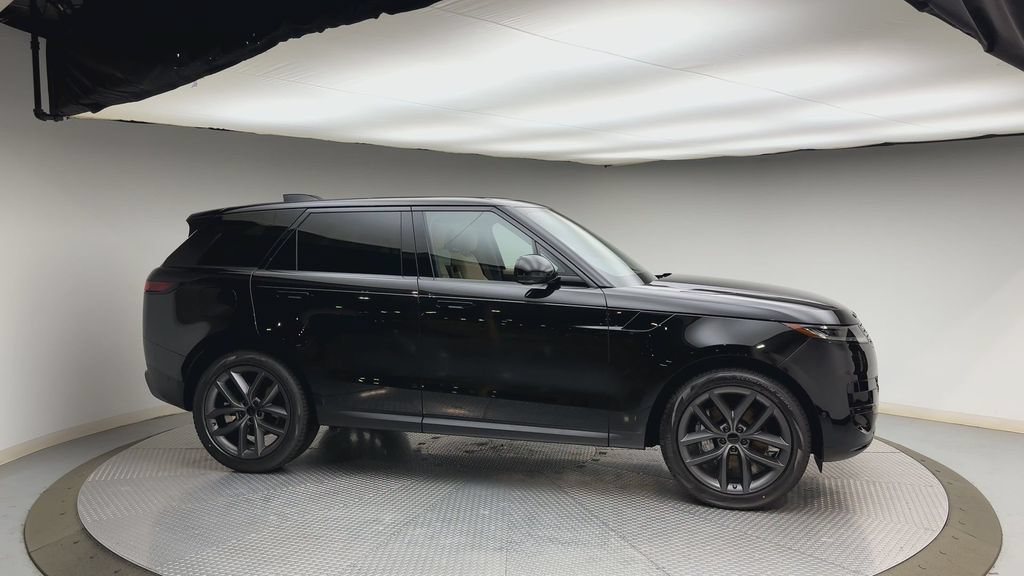New 2026 Land Rover Range Rover Sport SE AWD/4WD image 9