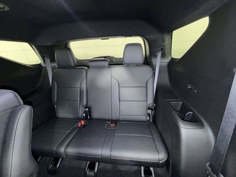 New 2026 Chevrolet Traverse High Country FWD image 25