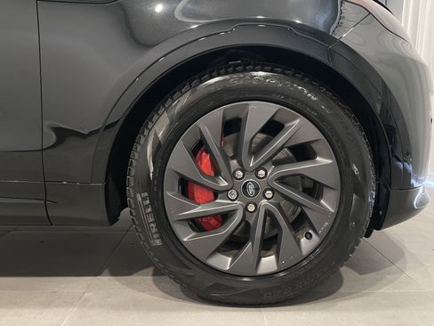 Used 2023 Land Rover Discovery S R-Dynamic image 10