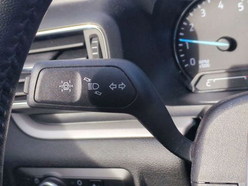 Used 2023 Ford Explorer XLT w/ Equipment Group 202A AWD/4WD image 27