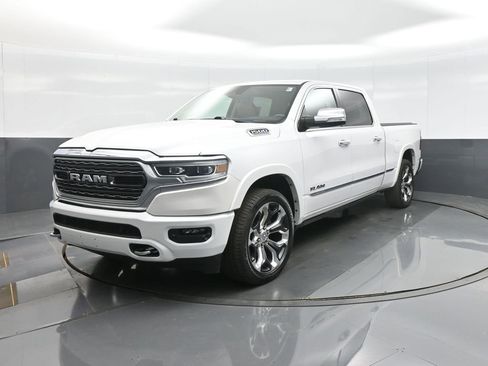 Used 2021 RAM 1500 Limited image 3