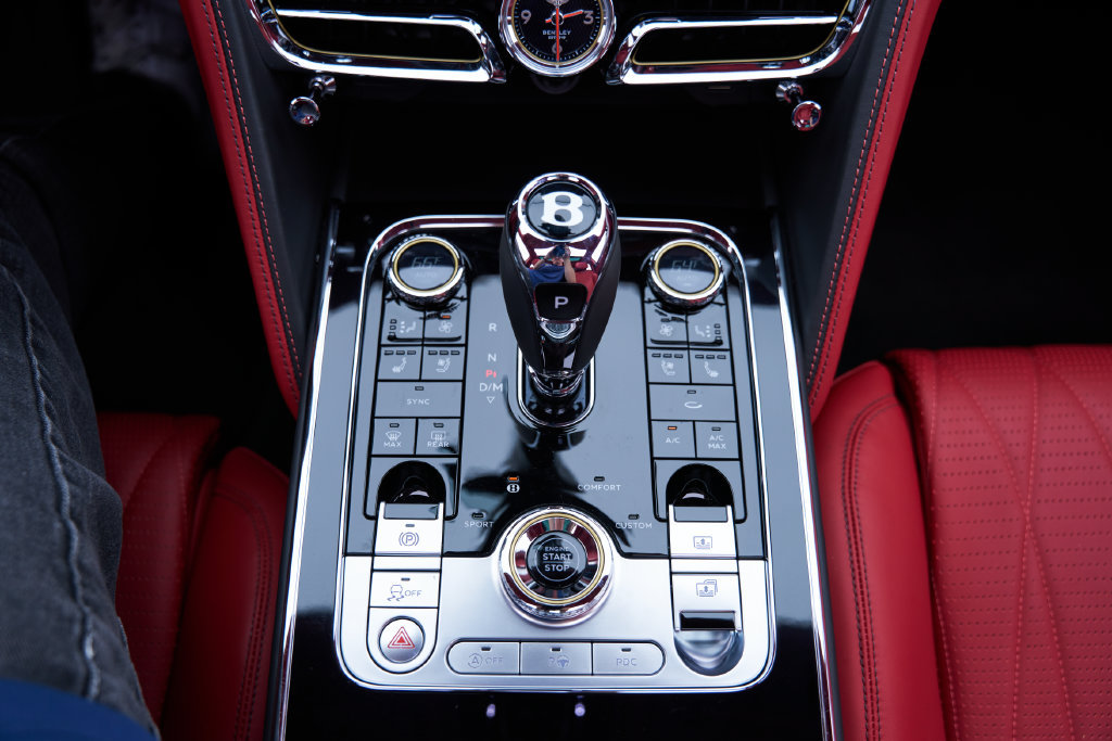 Used 2022 Bentley Flying Spur V8 AWD/4WD image 89