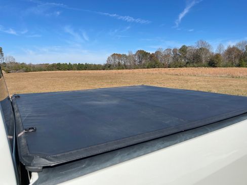 Used 2018 RAM 1500 Laramie w/ Convenience Group image 9