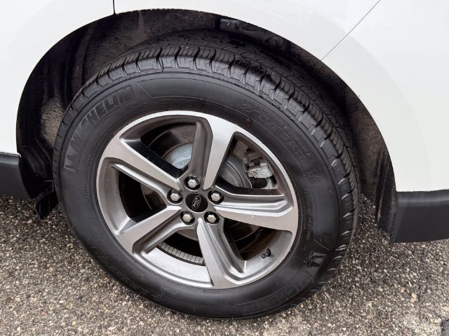Certified 2024 Ford Edge SEL w/ Convenience Package AWD/4WD image 5