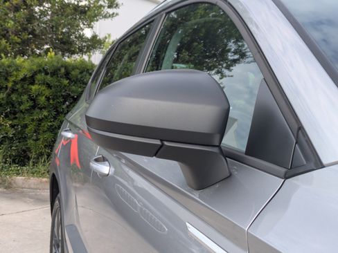 Certified 2023 Volkswagen Taos S FWD image 12