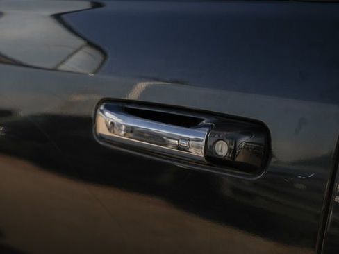 Used 2017 RAM 2500 Laramie w/ Protection Group image 15