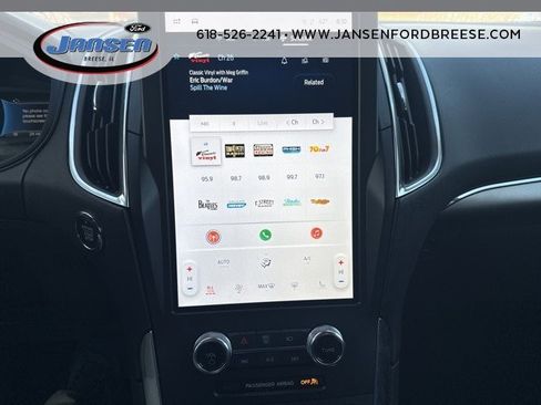 Certified 2024 Ford Edge Titanium image 20