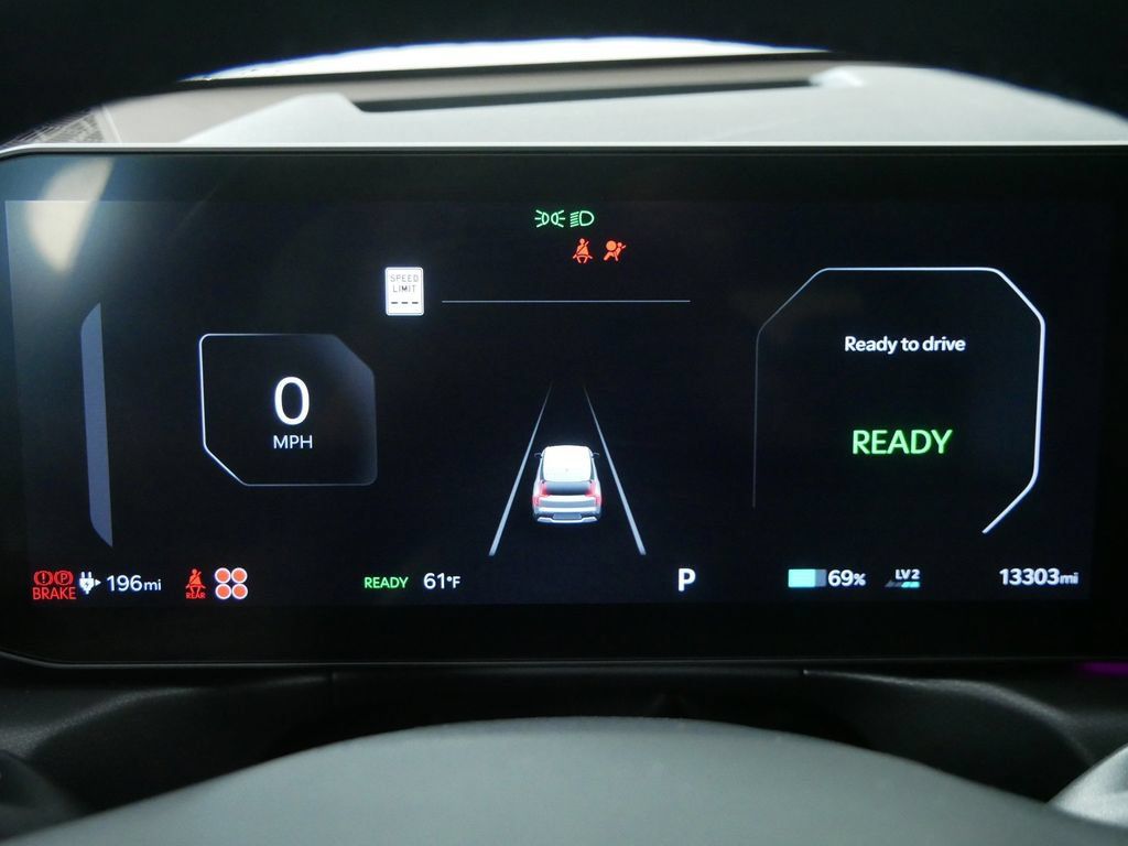 Used 2024 Kia EV9 GT-Line AWD/4WD image 30