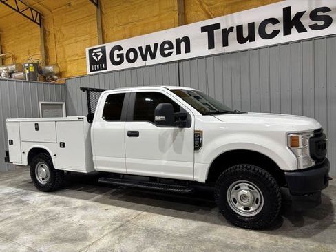 Used 2020 Ford F250 XL w/ Power Equipment Group AWD/4WD image 3