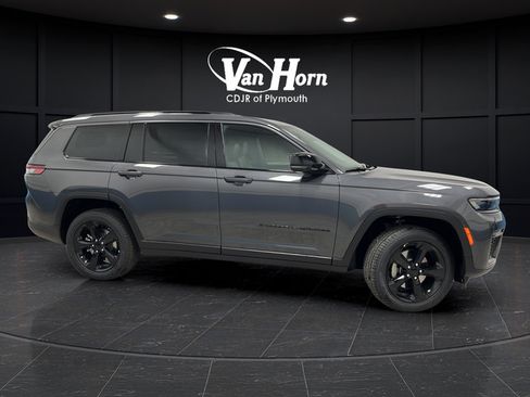 New 2026 Jeep Grand Cherokee L Limited w/ Limited Altitude Package AWD/4WD image 2