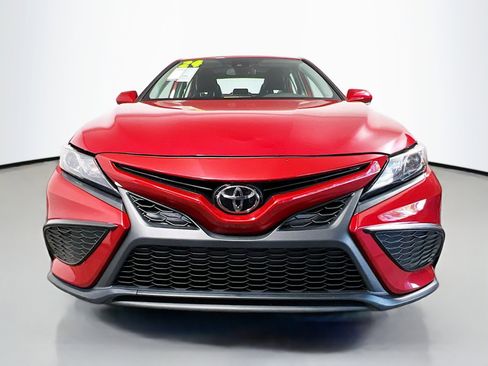 Used 2024 Toyota Camry SE w/ Convenience Package image 11