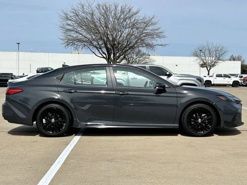 Certified 2025 Toyota Camry SE image 4