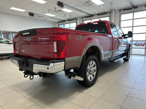 Used 2022 Ford F250 Lariat w/ Chrome Package image 5