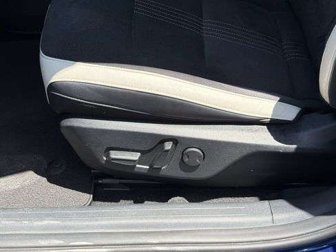 Used 2023 Kia EV6 GT-Line w/ GT-Line Suede Seat Package RWD image 15