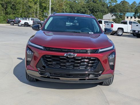 Used 2024 Chevrolet Trax ACTIV w/ Sunroof Package FWD image 8
