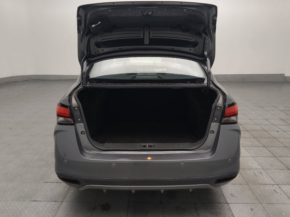 Used 2021 Nissan Versa SV FWD image 29