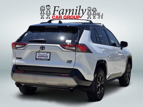 Used 2025 Toyota RAV4 XSE AWD/4WD image 4