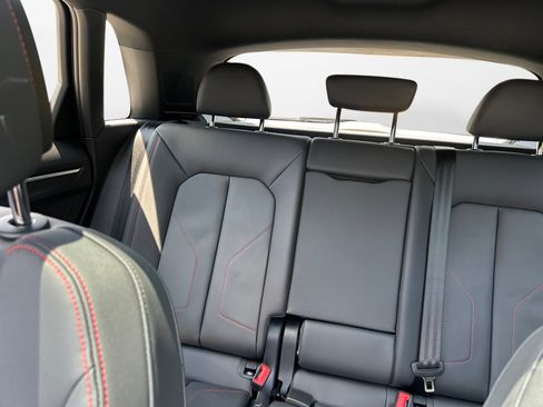 Certified 2025 Audi Q3 2.0T Premium Plus w/ Premium Plus Package AWD/4WD image 12