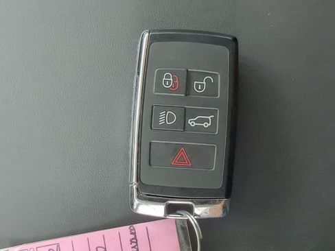 Certified 2025 Land Rover Defender 110 S AWD/4WD image 37