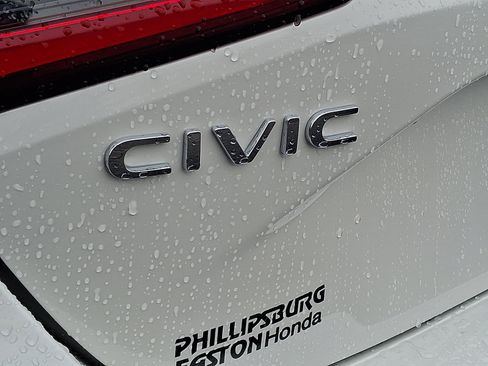 Used 2023 Honda Civic Sport image 29