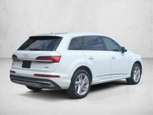 Used 2023 Audi Q7 3.0T Premium Plus AWD/4WD image 5