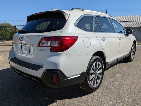 Used 2019 Subaru Outback 2.5i Touring w/ Popular Package #3A image 8