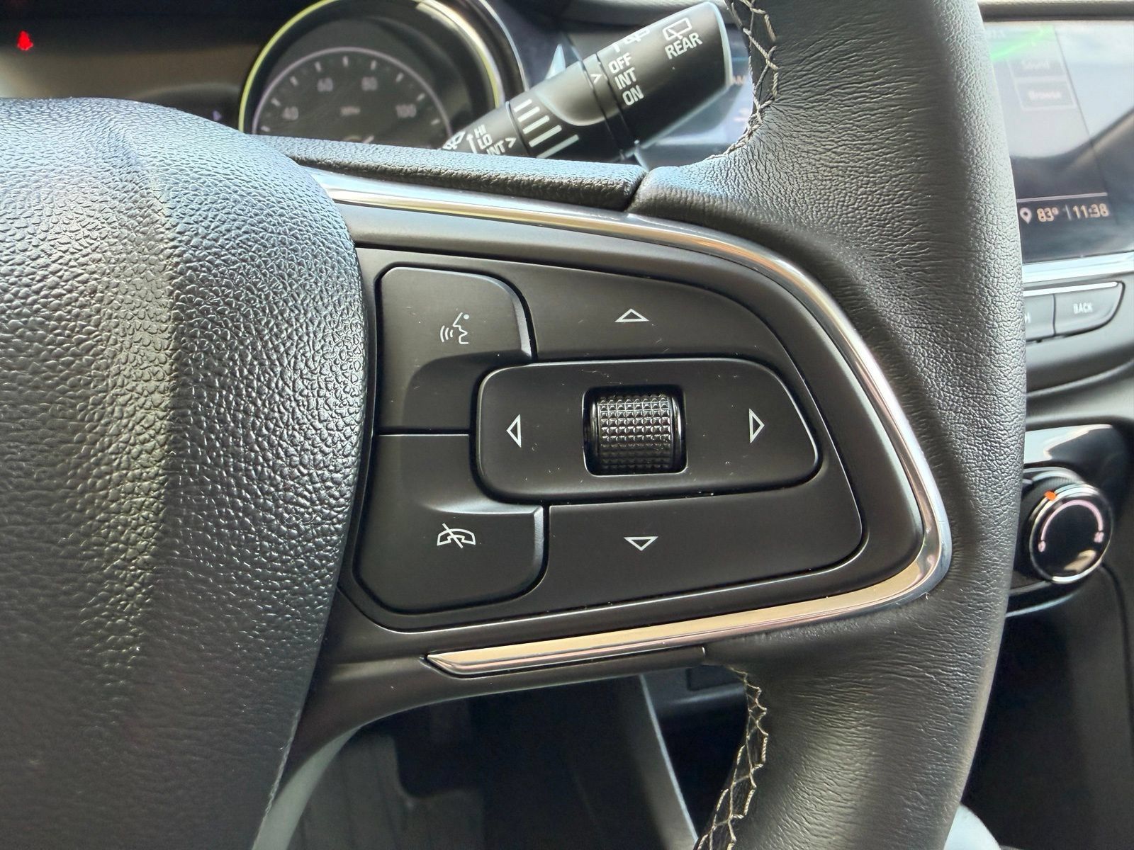 Used 2023 Buick Encore GX Preferred w/ Cold Weather Comfort Package AWD/4WD image 15
