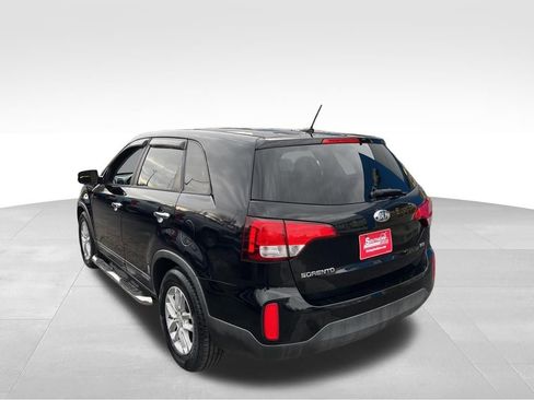 Used 2015 Kia Sorento LX image 24