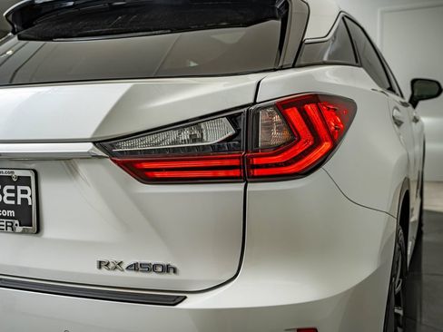 Used 2018 Lexus RX 450h AWD w/ Luxury Package image 14