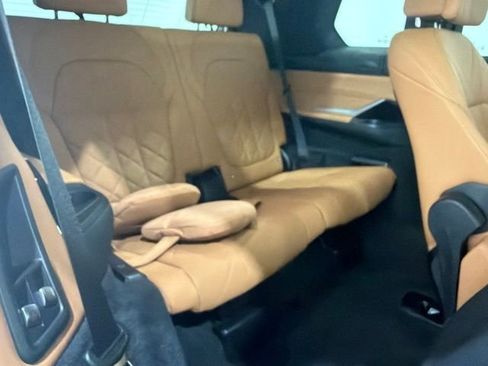 Certified 2024 BMW X7 xDrive40i w/ M Sport Package AWD/4WD image 27