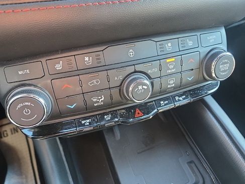 Used 2023 Dodge Durango R/T image 33