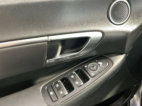 Used 2023 Hyundai Sonata SEL FWD image 16