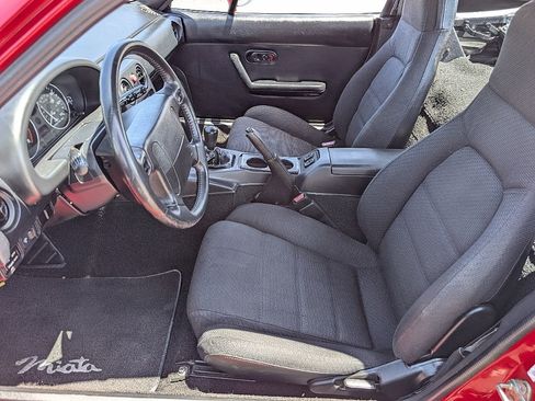 Used 1991 MAZDA MX-5 Miata RWD image 23
