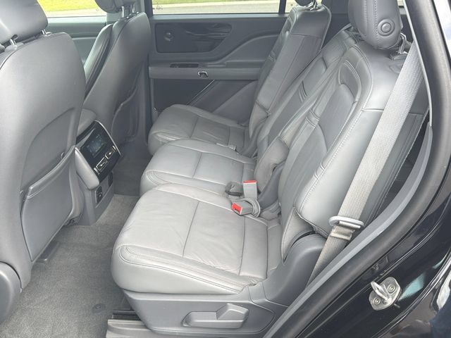 Used 2020 Lincoln Aviator Reserve w/ Elements Package Plus RWD image 19