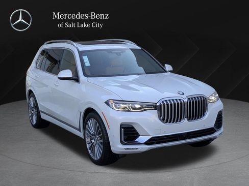 Used 2021 BMW X7 xDrive40i w/ Executive Package image 1