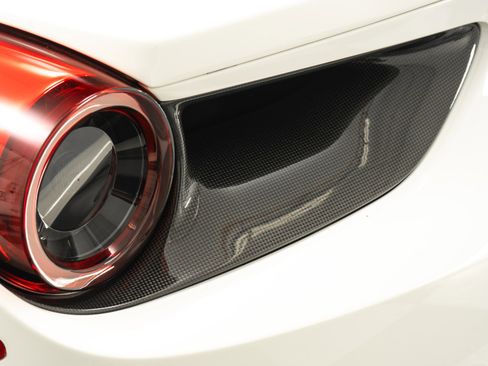 Used 2017 Ferrari 488 Spider image 31