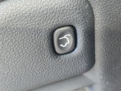 Used 2023 Dodge Durango R/T image 27