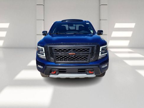 Used 2021 Nissan Titan PRO-4X w/ Pro-4x Convenience Package image 2