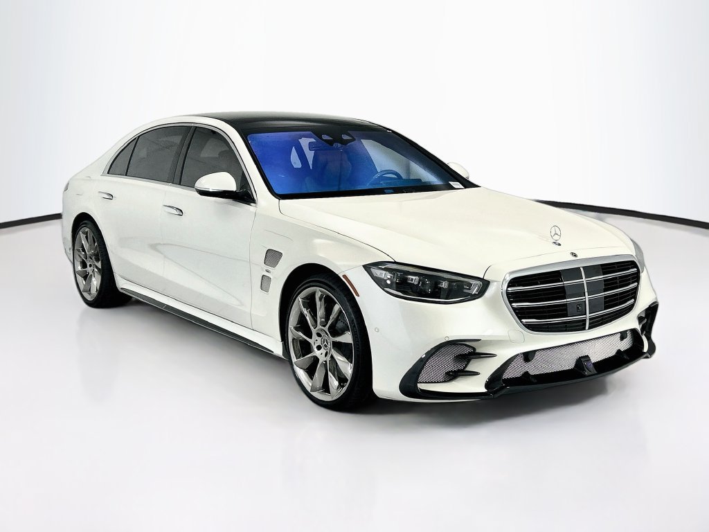 Used 2022 Mercedes-Benz S 580 4MATIC Sedan image 3