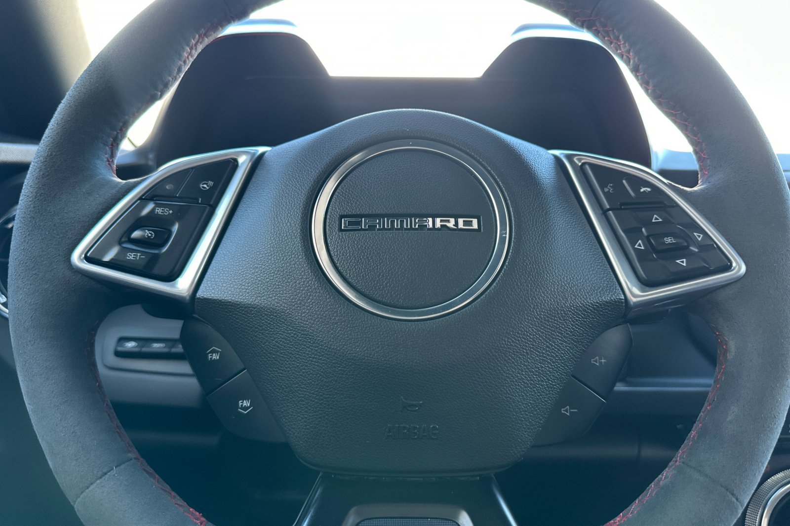 Used 2021 Chevrolet Camaro ZL1 RWD image 34
