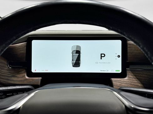 Used 2023 Rivian R1S Launch Edition AWD/4WD image 9