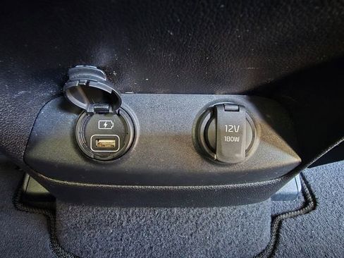 Used 2018 Kia Sorento LX AWD/4WD image 23