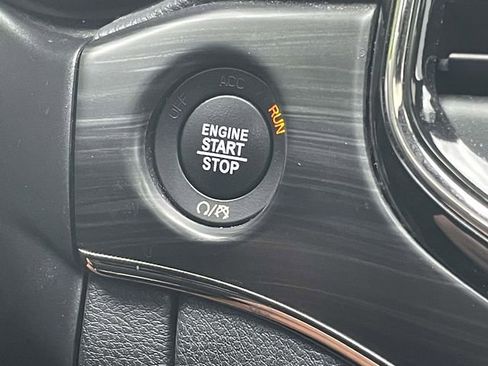 Used 2020 Jeep Grand Cherokee Limited X AWD/4WD image 27