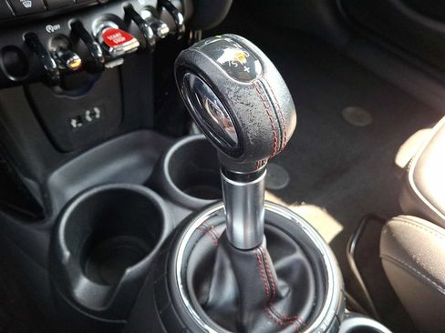 Used 2015 MINI Cooper S FWD image 11